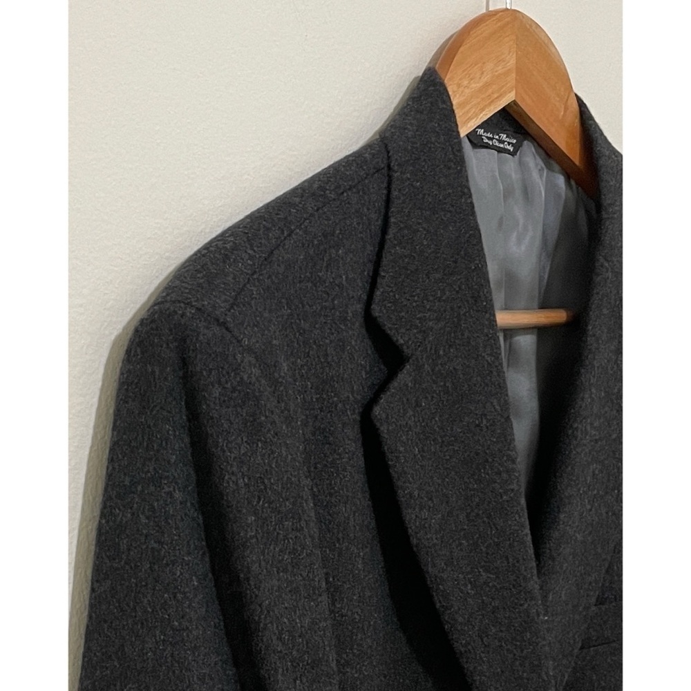 Joseph & Lyman 100% Cashmere Classic Charcoal Blazer, Size 40 Short - Picture 4 of 11
